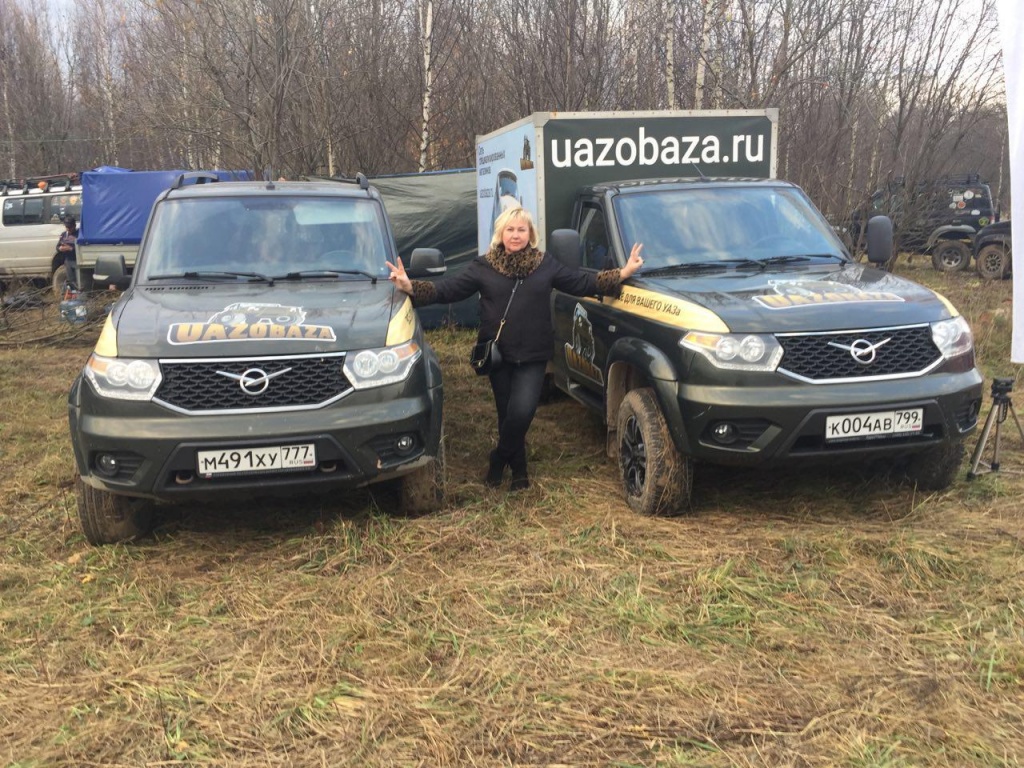 Между УАЗов.jpg Между УАЗов.jpg